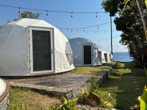 Glamping @ Pebbles & Fins
